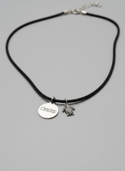 Cord. necklace with a pendant 